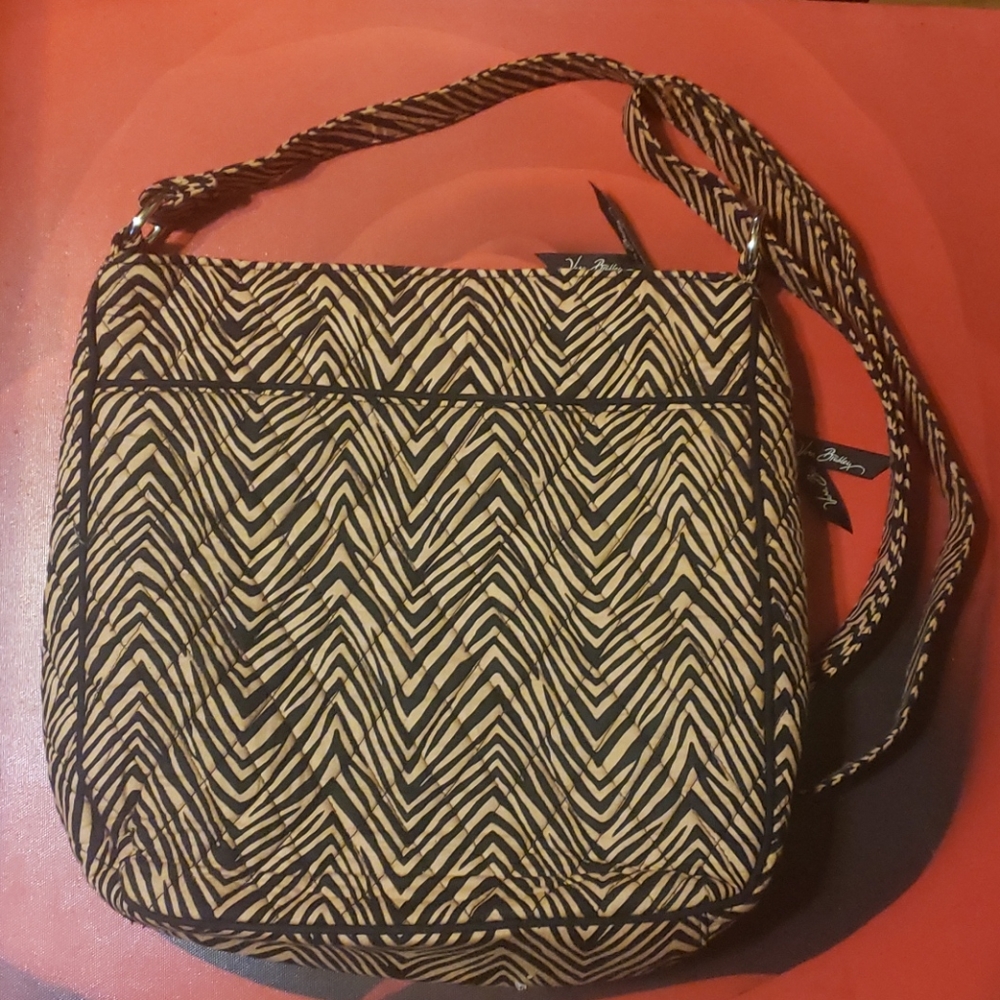 Vera Bradley Crossbody Bag - Picture 4 of 8